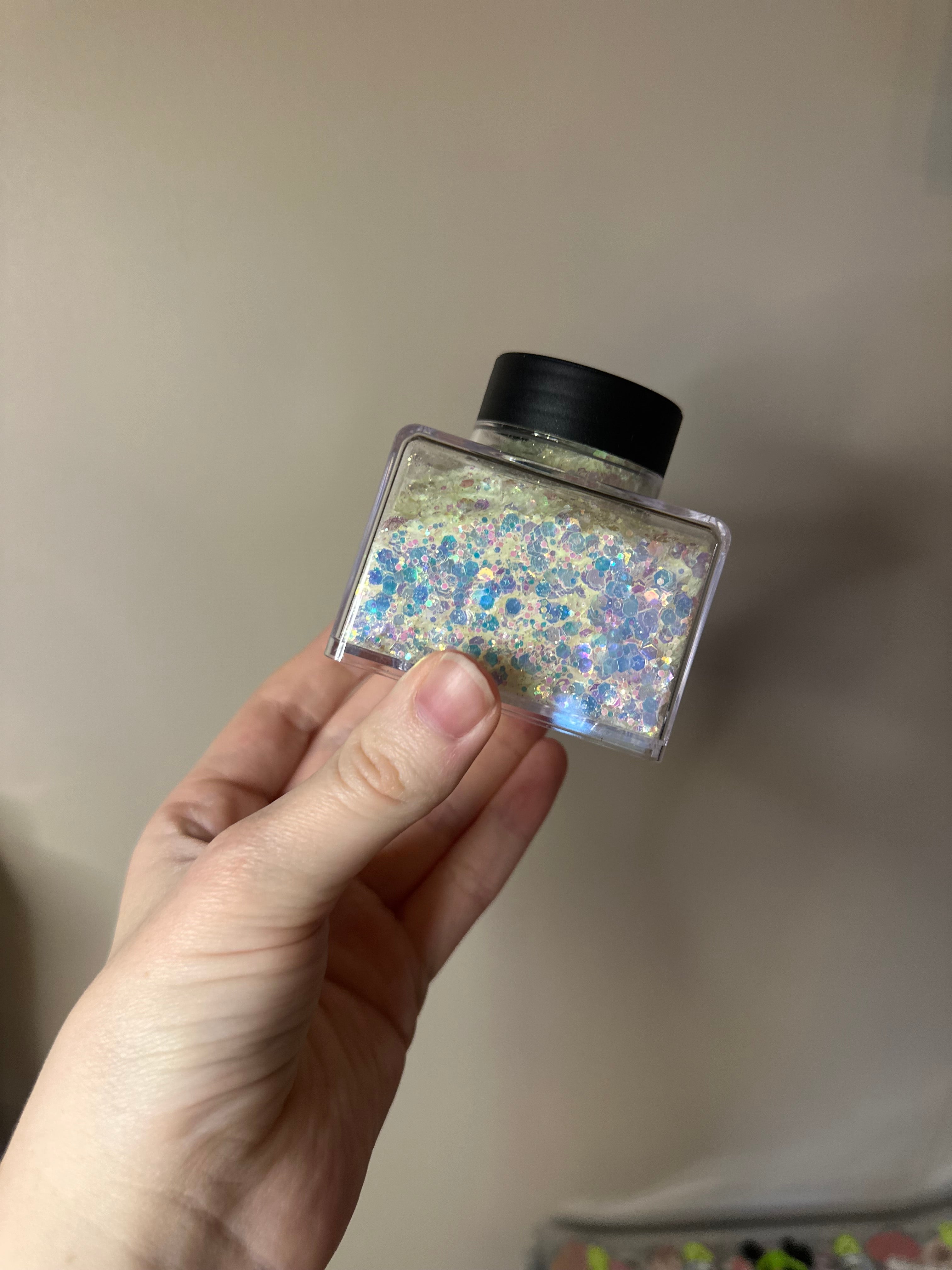 Glow In The Dark PET Glitter 50g | Solvent Resistant Glitter for Snow Globe Tumblers