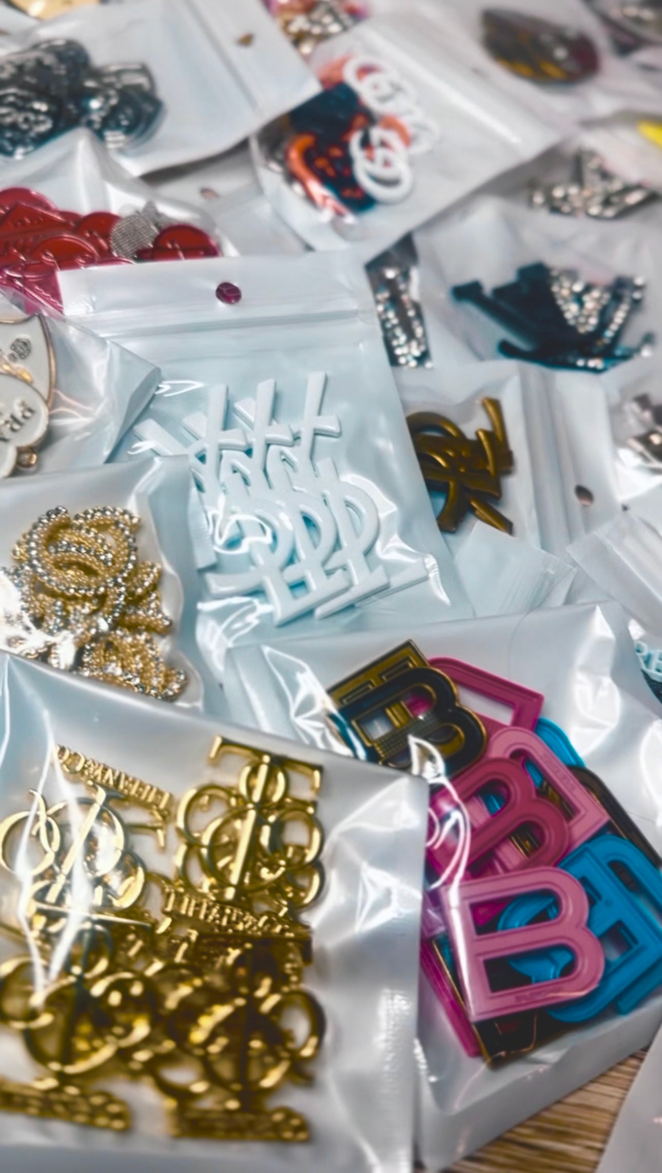Flatback Designer Charm Bundles – Junk Case & Craft Sets
